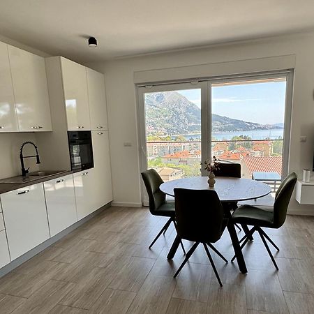 Apartments Elin Omis Luaran gambar