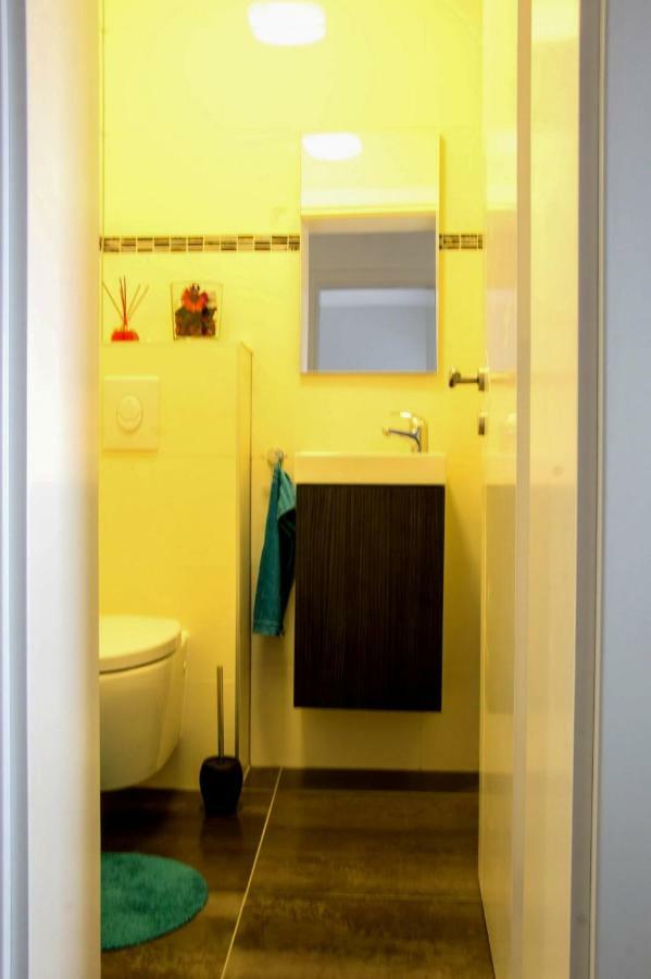 Apartments Elin Omis Luaran gambar